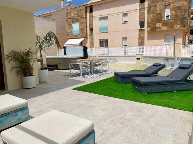 Adosada en venta en Santiago de la Ribera photo 0
