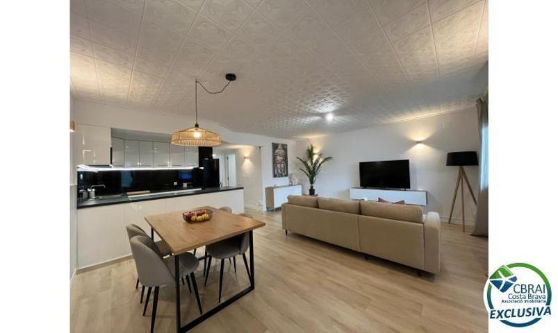 Apartamento en venta en Empuriabrava, Moxó - Sant Mori photo 0