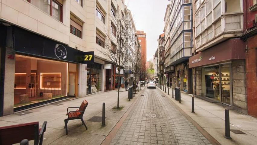 Local comercial en venta en Santander, Santander photo 0