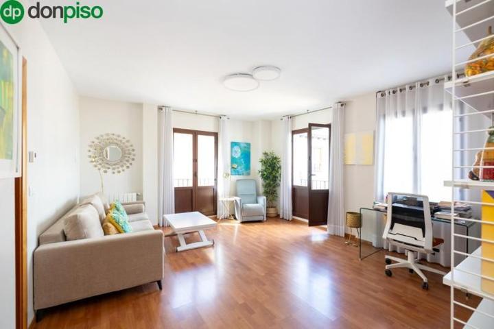 Piso en venta en Granada, Realejo photo 0