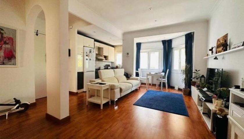 Apartamento en venta en Barcelona photo 0