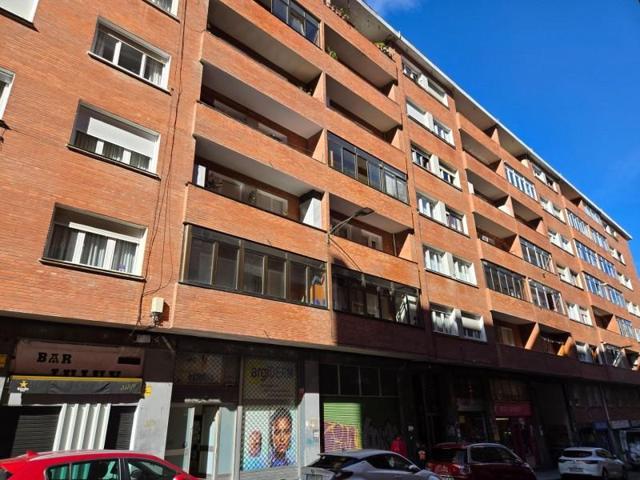 Piso en venta en Bilbao, Santutxu photo 0