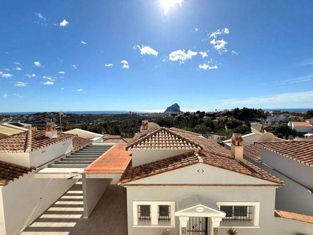 Bungalow en venta en Calpe, Urbanizaciones photo 0