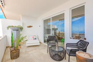 Apartamento en venta en Granadilla de Abona, San Isidro photo 0