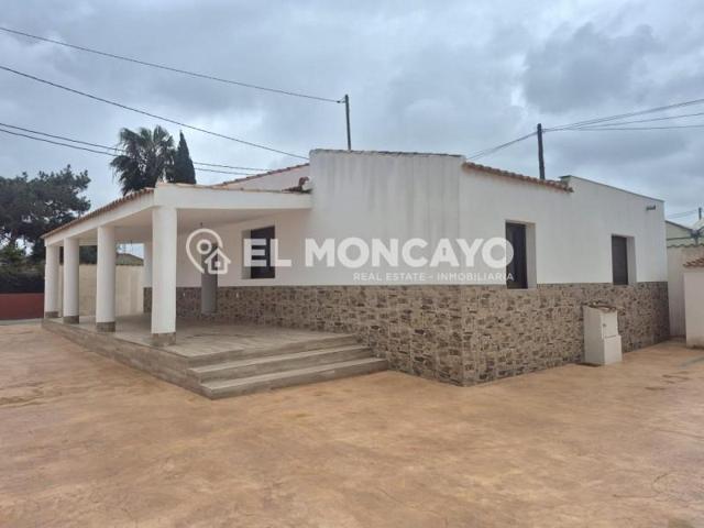 Casa con terreno en venta en Dolores, Comunidad valenciana photo 0