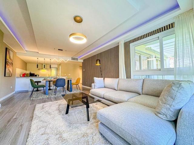 Apartamento en venta en Benahavís, Benahavis, Benahavis Pueblo photo 0