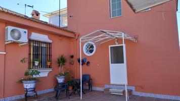 Chalet en venta en Valencina de la Concepción, Las pilas photo 0