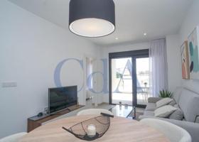 Piso en venta en Torrevieja photo 0