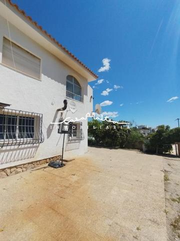 Casa con terreno en venta en Altea, Altea la Vella photo 0