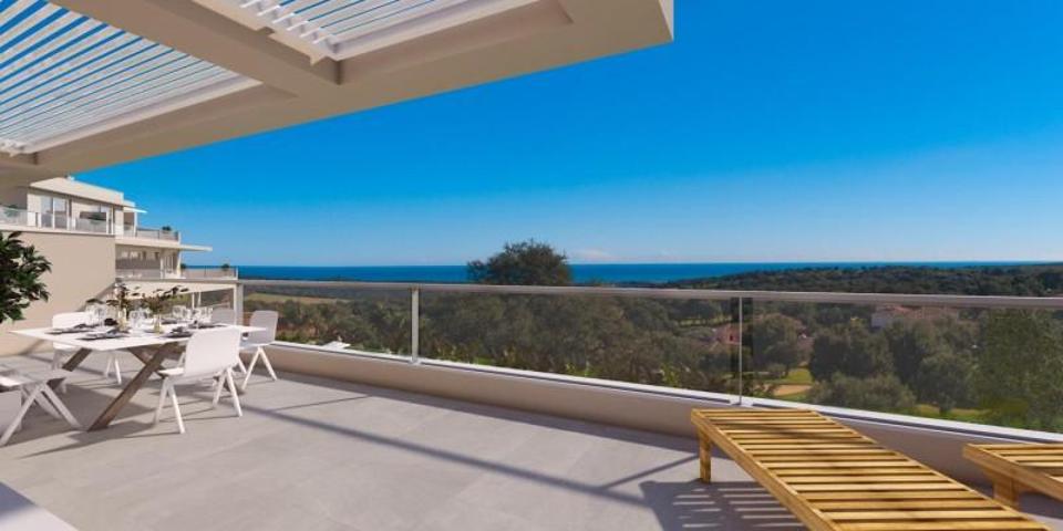 Aticos en venta en Sotogrande, San Roque Club, Sotogrande Alto photo 0