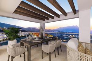 Aticos en venta en Benahavís, Los Jaralillos, New Golden Mile photo 0