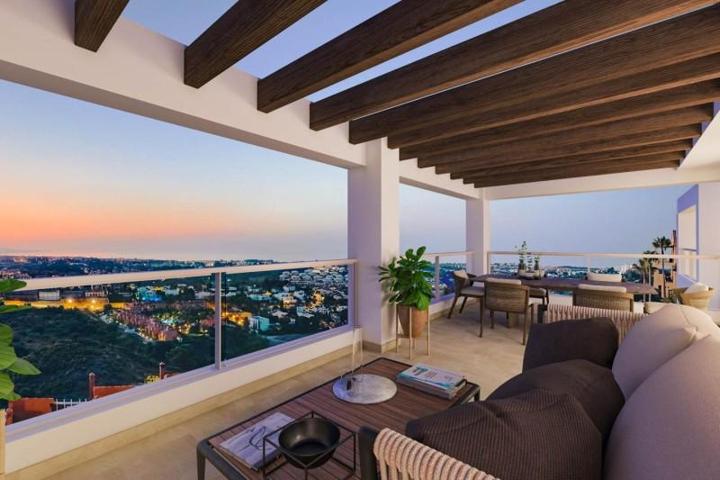 Aticos en venta en Benahavís, Los Jaralillos, New Golden Mile photo 0