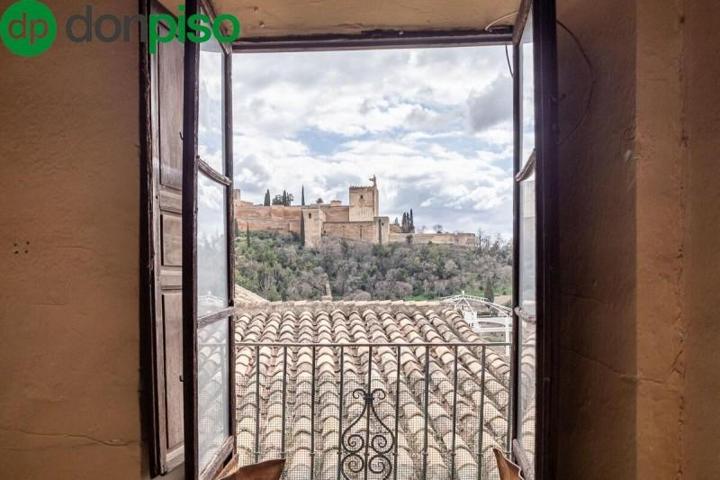 Edificio en venta en Granada, Albaycin photo 0