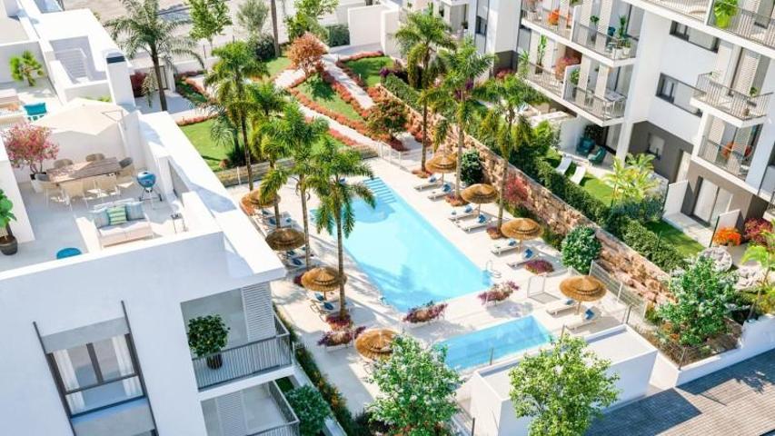 Aticos en venta en Estepona, Estepona photo 0