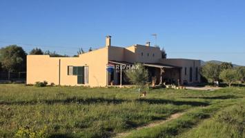 Chalet en venta en Manacor photo 0