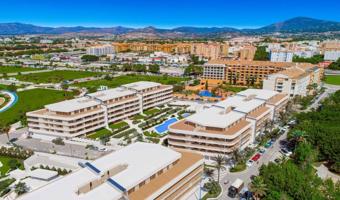 Apartamento en venta en San Pedro de Alcántara, San Pedro Playa, San Pedro photo 0