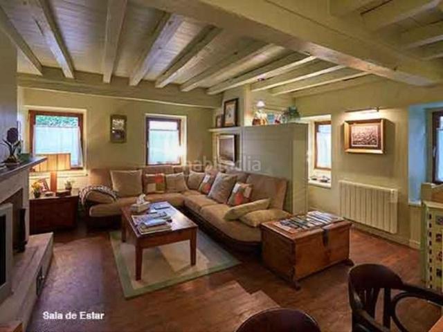 Casas de pueblo en venta en Naut Aran photo 0