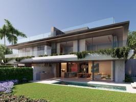 Adosada en venta en Marbella, Marbella Este - La Mairena photo 0