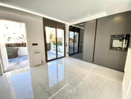 Casa en venta en Sant Just Desvern, La miranda photo 0
