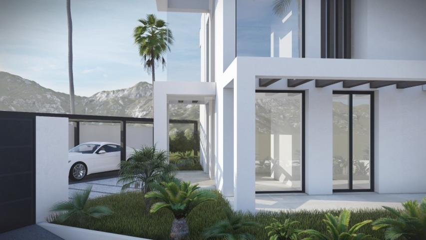 Casa en venta en Estepona photo 0