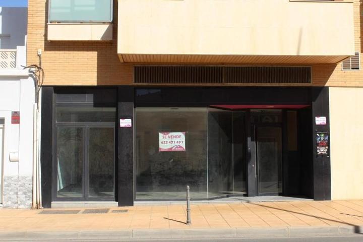 Local comercial en venta en Almería, La cañada photo 0