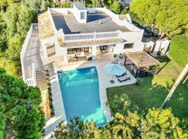 Chalet en venta en Marbella, Marbella Este - Elviria photo 0