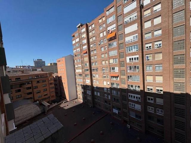 Piso en venta en Valladolid, Centro photo 0