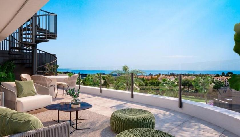 Aticos en venta en Estepona, Guadalmansa Playa photo 0