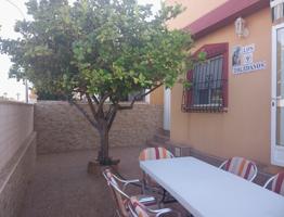 Casa en venta en Los Alcázares photo 0