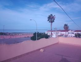Casa en venta en Los Alcázares photo 0