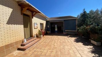 Chalet en venta en Grañén, Aragon photo 0