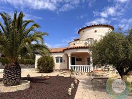 Chalet en venta en L'Ametlla de Mar, Avinguda de les Tres Cales, 43860 photo 0