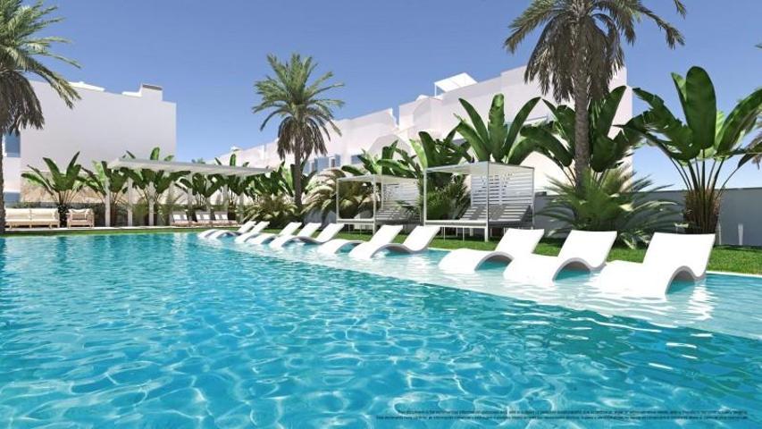 Bungalow en venta en Pilar de la Horadada photo 0