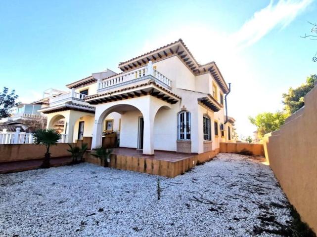 Duplex en venta en Orihuela Costa, Montezenia photo 0