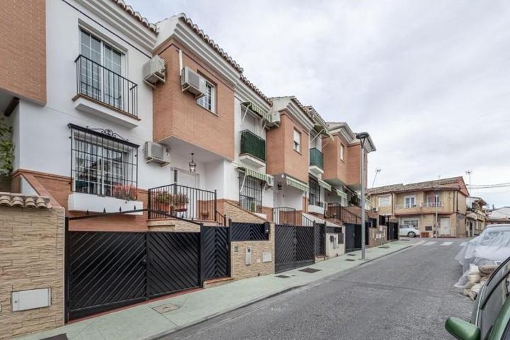 Bungalow en venta en Peligros, Peligros photo 0