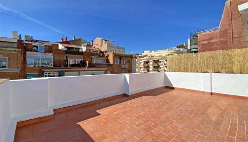 Apartamento en venta en Barcelona photo 0