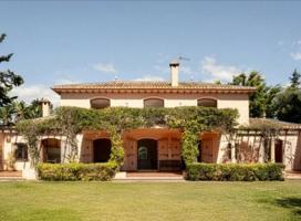 Chalet en venta en Estepona, Estepona East - Paraiso Barronal photo 0