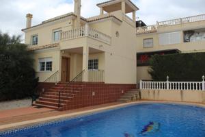 Adosada en venta en Algorfa, Comunidad valenciana photo 0