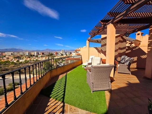 Adosada en venta en Alicante, L'Alacantí photo 0