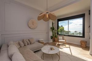 Piso en venta en Alicante, Centro photo 0