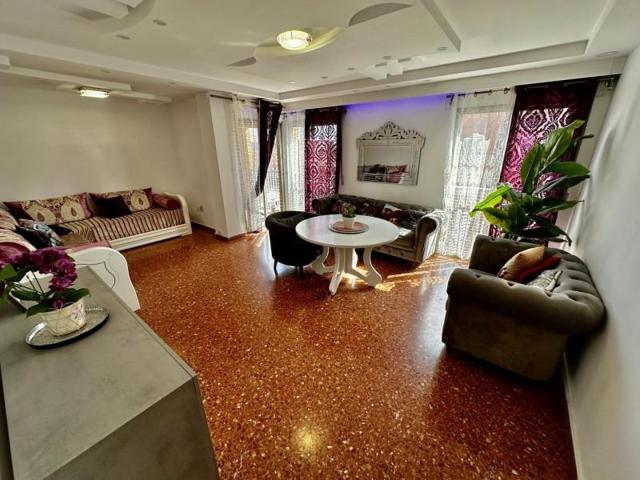 Piso en venta en Valencia, La Llum photo 0