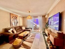 Apartamento en venta en Marbella, Costa del Sol photo 0
