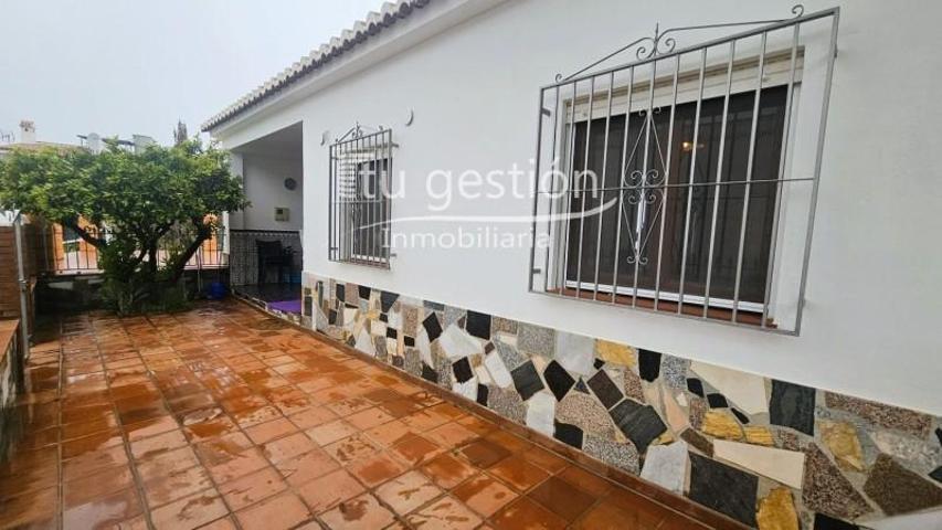 Adosada en venta en Sayalonga, Costa del Sol Oriental - Axarquía photo 0