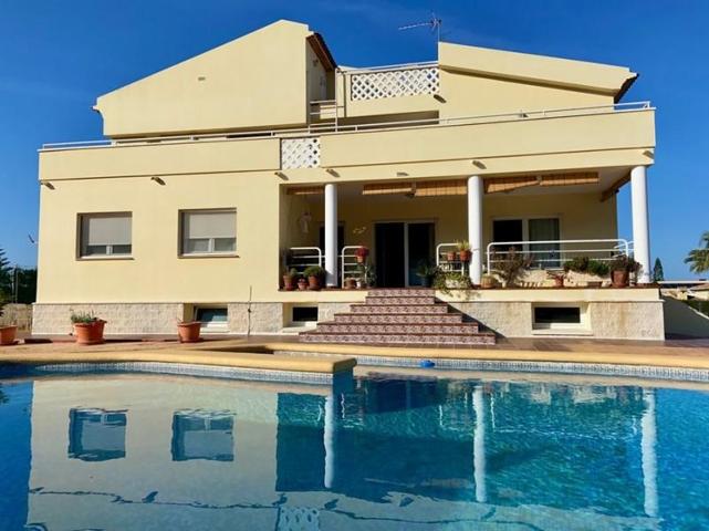 Chalet en venta en Denia, Las Marinas (Almadrava) photo 0