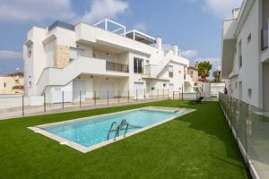 Apartamento en venta en San Miguel de Salinas photo 0
