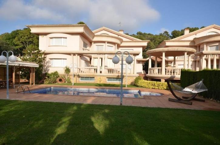 Casa en venta en Santa Susanna, Can rates photo 0