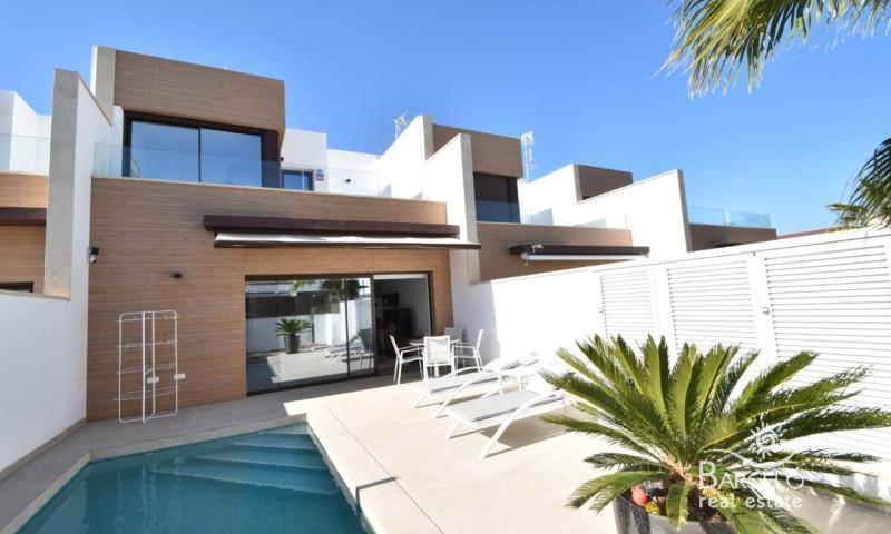 Chalet en venta en Algorfa, La finca Golf photo 0