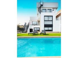 Chalet en venta en Algorfa photo 0