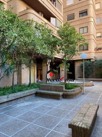 Piso en venta en Valencia, Benimaclet photo 0
