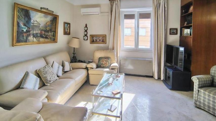 Piso en venta en Málaga, Centro photo 0